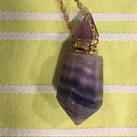 Stone Bottle Diffuser Neclace - Picture 10 of 10